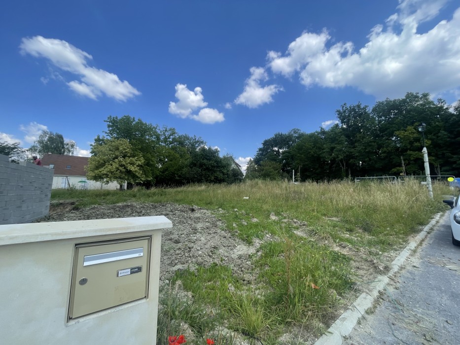 TERRAIN A VENDRE 520M2 VIABILISE