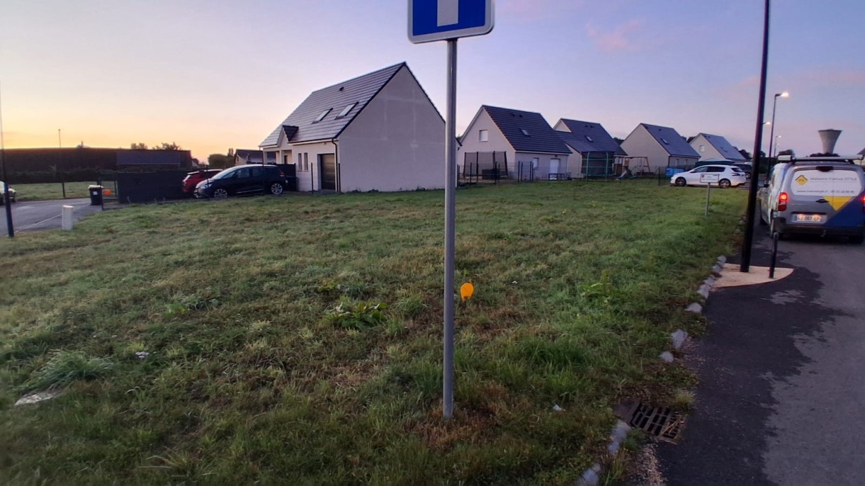 Terrain/Terre à Émanville