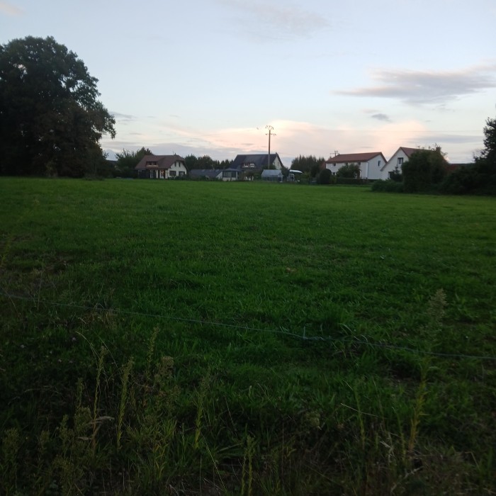 Terrain/Terre à Les Trois-Pierres