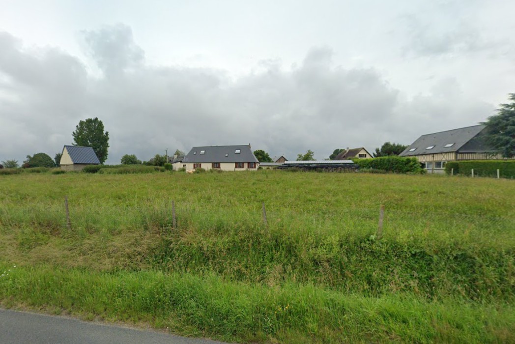 Terrain constructible 694 m² à Routot