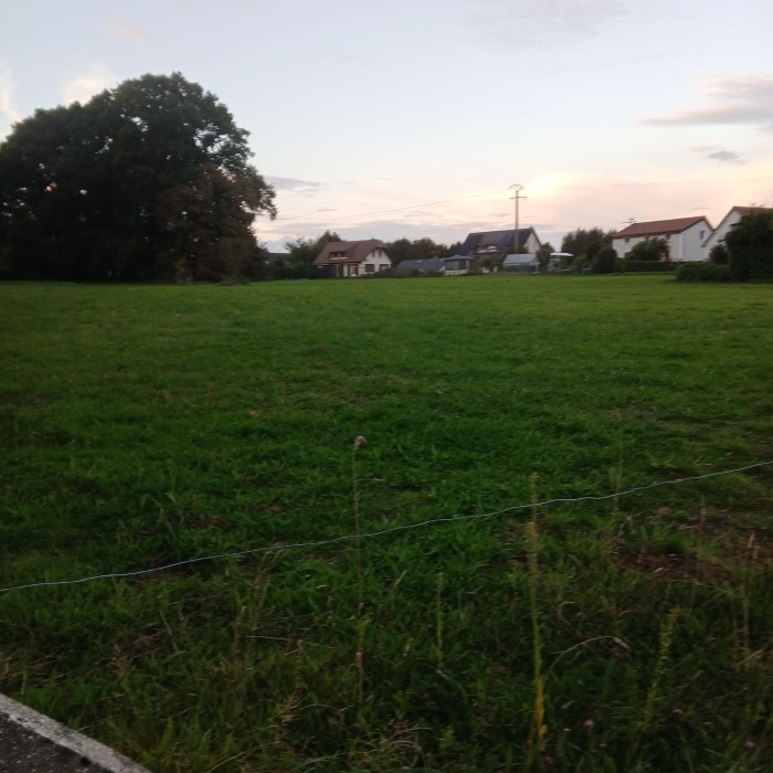 Terrain/Terre à Les Trois-Pierres