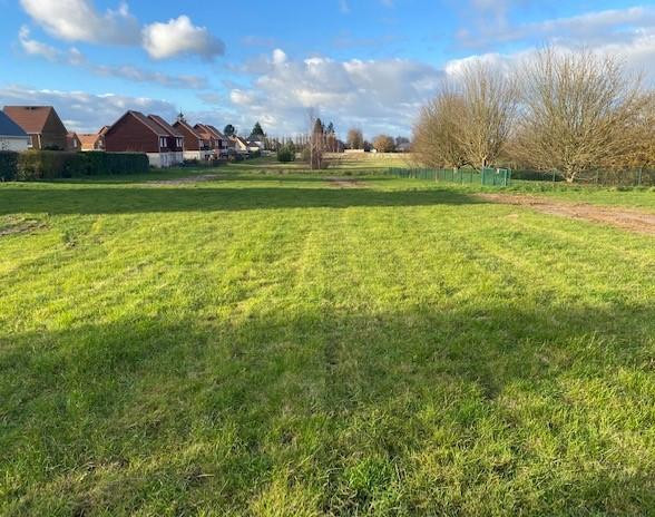 Terrain/Terre à Roumare